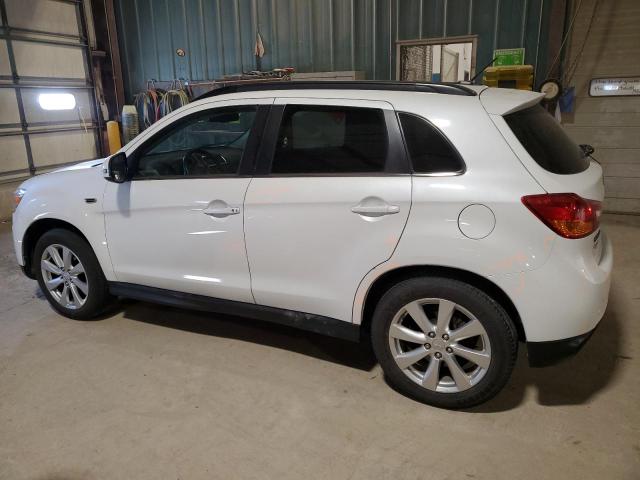 4A4AR4AW3FE032630 - 2015 MITSUBISHI OUTLANDER SE WHITE photo 2