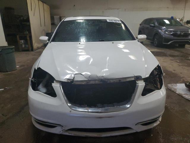 1C3BC1FG4BN522795 - 2011 CHRYSLER 200 TOURING WHITE photo 5