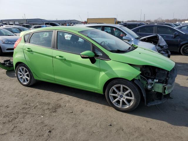 3FADP4EJ7FM196746 - 2015 FORD FIESTA SE GREEN photo 4