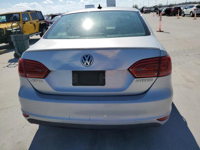 3VW637AJ6DM294165 - 2013 VOLKSWAGEN JETTA HYBRID SILVER photo 6