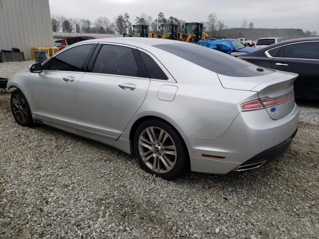 3LN6L2JK0DR800828 - 2013 LINCOLN MKZ SILVER photo 2
