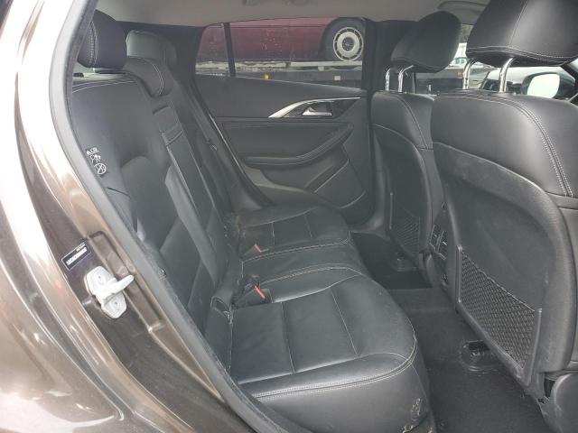 SJKCH5CRXHA016187 - 2017 INFINITI QX30 BASE 棕色 照片 11