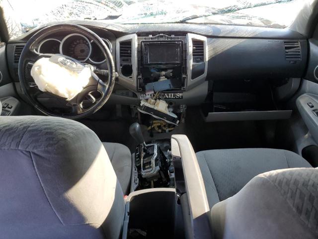 3TMJU4GN3AM096206 - 2010 TOYOTA TACOMA DOUBLE CAB PRERUNNER SILVER photo 8