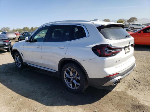 5UX53DP09N9N17664 - 2022 BMW X3 XDRIVE30I WHITE photo 2