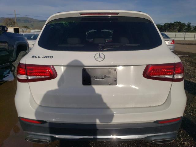 WDC0G4JB9JV097944 - 2018 MERCEDES-BENZ GLC 300 WHITE photo 6