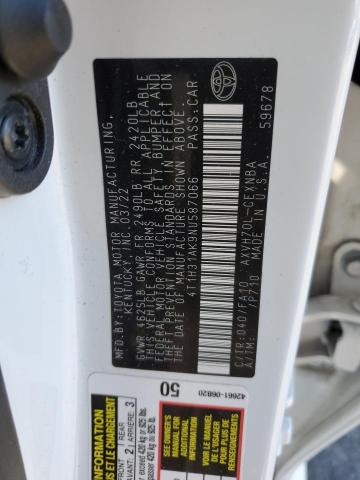 4T1H31AK9NU587066 - 2022 TOYOTA CAMRY LE WHITE photo 12