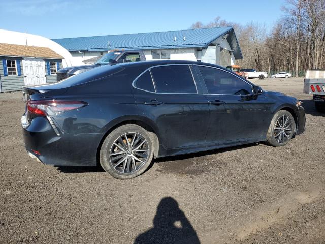 4T1G11AK2MU602815 - 2021 TOYOTA CAMRY SE GRAY photo 3