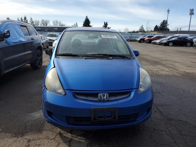 JHMGD37488S067618 - 2008 HONDA FIT BLUE photo 5