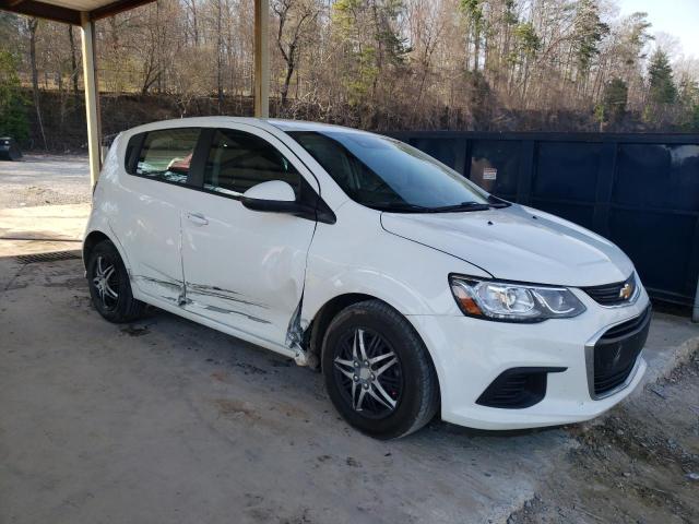 1G1JG6SB0L4130853 - 2020 CHEVROLET SONIC WHITE photo 4