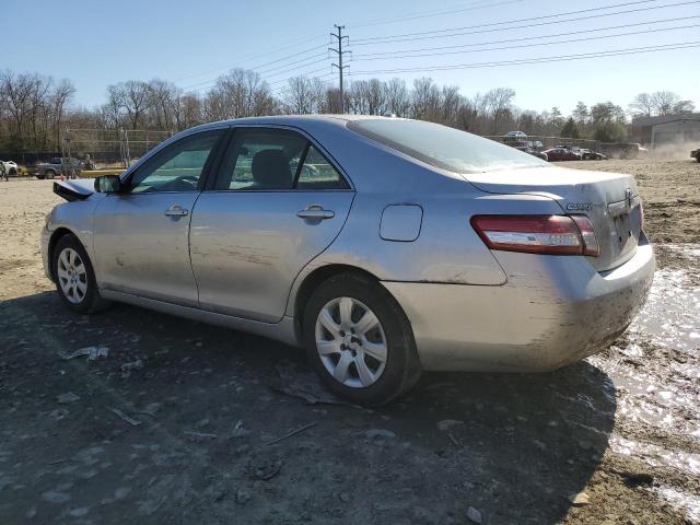 4T1BF3EK4BU126646 - 2011 TOYOTA CAMRY BASE SILVER photo 2