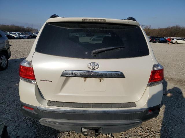 5TDZK3EH1DS132950 - 2013 TOYOTA HIGHLANDER BASE WHITE photo 6