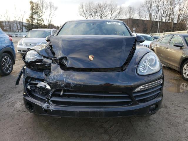 WP1AB2A2XCLA50044 - 2012 PORSCHE CAYENNE S BLACK photo 5