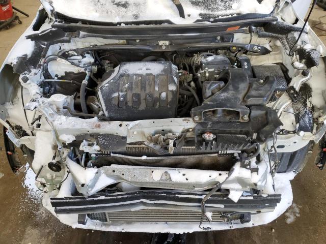 JA4AT4AA6JZ618179 - 2018 MITSUBISHI ECLIPSE CR LE WHITE photo 12