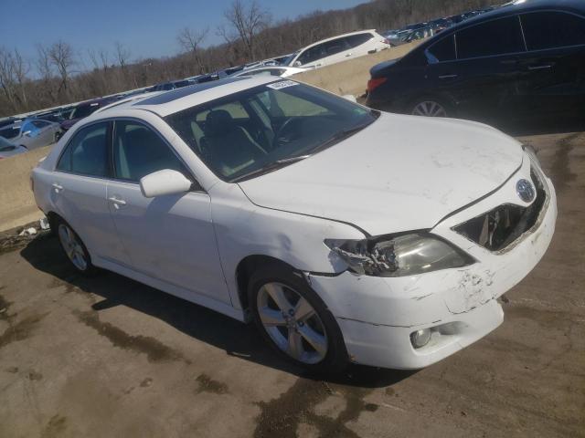 4T1BK3EK5BU610725 - 2011 TOYOTA CAMRY SE WHITE photo 4