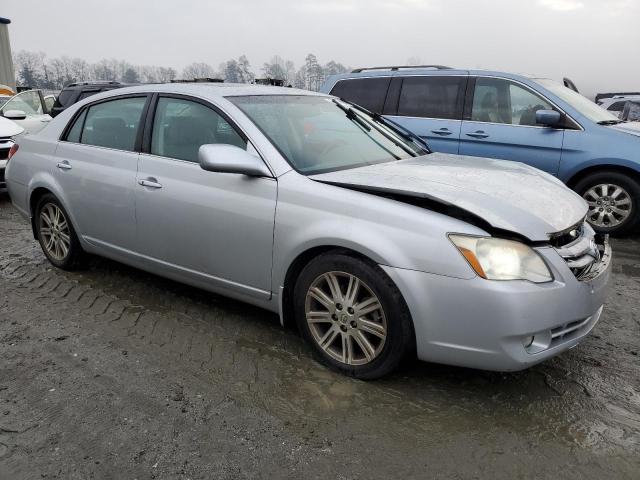 4T1BK36B07U232447 - 2007 TOYOTA AVALON XL SILVER photo 4