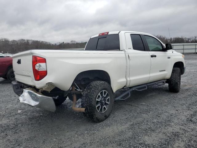 5TFUW5F16GX552259 - 2016 TOYOTA TUNDRA DOUBLE CAB SR/SR5 WHITE photo 3