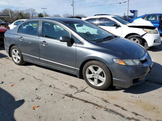 19XFA1F66BE043695 - 2011 HONDA CIVIC LX-S Մոխրագույն լուսանկար 4