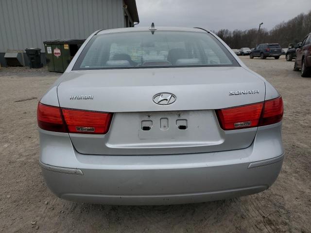 5NPET4AC2AH600150 - 2010 HYUNDAI SONATA GLS SILVER photo 6