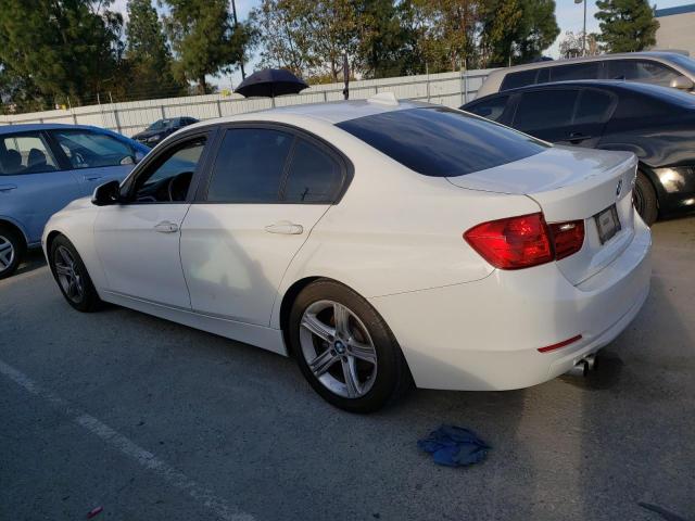 WBA3C1G5XDNR45779 - 2013 BMW 328 I SULEV WHITE photo 2