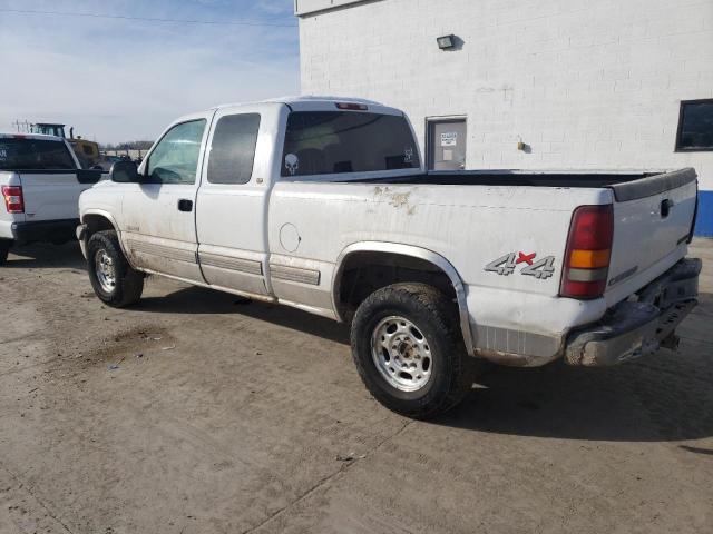 1GCGK29U4YE241164 - 2000 CHEVROLET SILVERADO K2500 WHITE photo 2