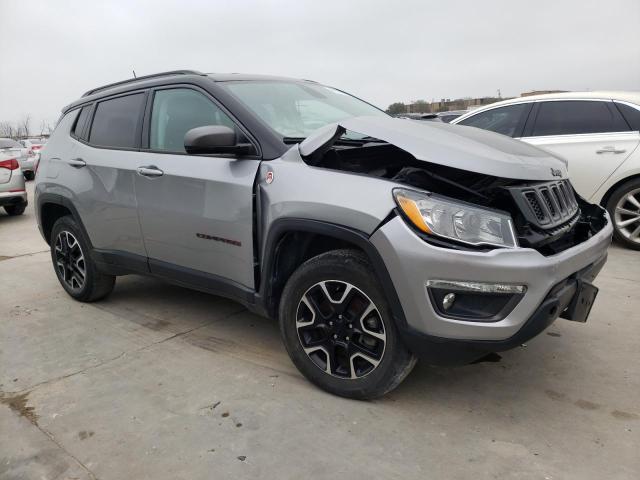 3C4NJDDB0LT207825 - 2020 JEEP COMPASS TRAILHAWK GRAY photo 4