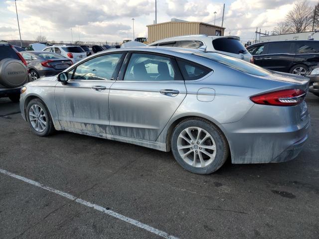 3FA6P0HD1LR208685 - 2020 FORD FUSION SE SILVER photo 2