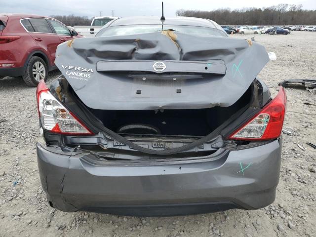 3N1CN7AP0JL865271 - 2018 NISSAN VERSA S GRAY photo 6