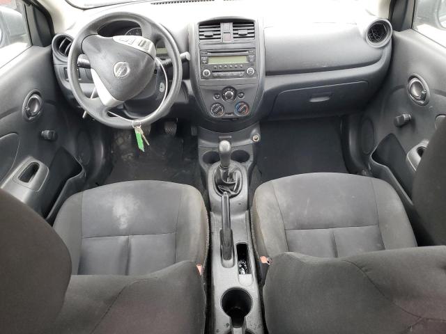 3N1CN7AP0JL865271 - 2018 NISSAN VERSA S GRAY photo 8