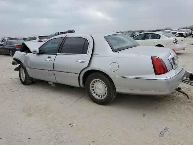 1LNHM81W5YY831334 - 2000 LINCOLN TOWN CAR EXECUTIVE BEIGE photo 2