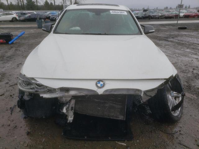 WBA8D9C56JA607564 - 2018 BMW 330 XI WHITE photo 5