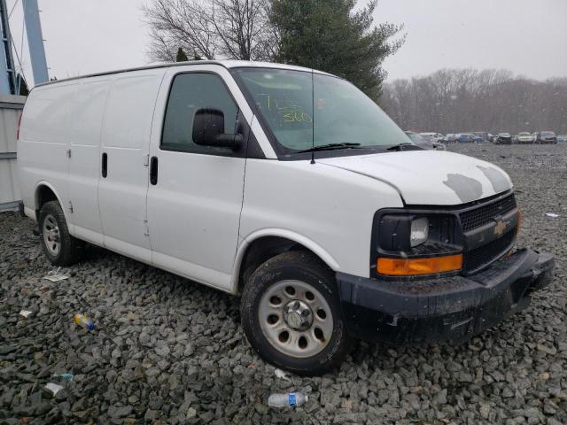 1GCSGAFX2C1120637 - 2012 CHEVROLET EXPRESS G1 WHITE photo 4