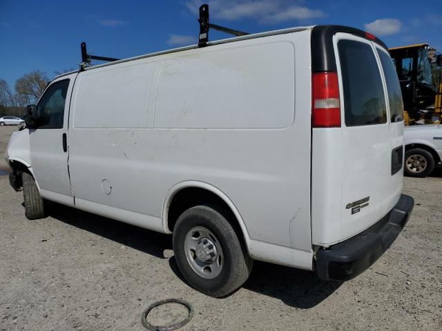 1GCWGFBA7D1151769 - 2013 CHEVROLET EXPRESS G2 WHITE photo 2