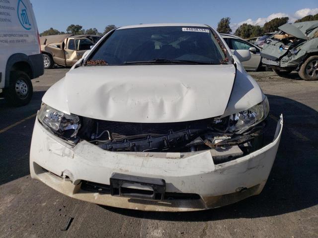 19XFA1F67AE017587 - 2010 HONDA CIVIC LX-S Blanc photo 5