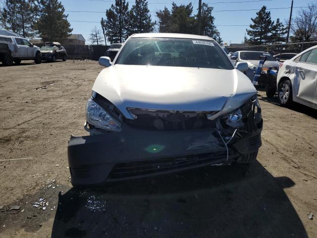 4T1BE32KX5U613300 - 2005 TOYOTA CAMRY LE SILVER photo 5