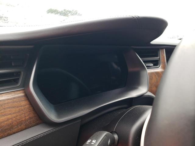 5YJSA1E25JF297999 - 2018 TESLA MODEL S WHITE photo 9