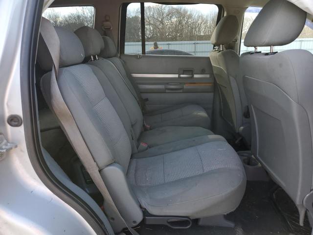 1A8HW58PX9F713555 - 2009 CHRYSLER ASPEN LIMITED 银色 照片 11