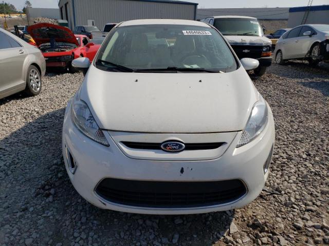 3FADP4FJ1DM113694 - 2013 FORD FIESTA TITANIUM WHITE photo 5