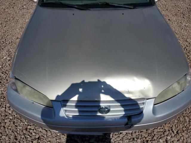 JT2BF28K5X0222447 - 1999 TOYOTA CAMRY LE TAN photo 11