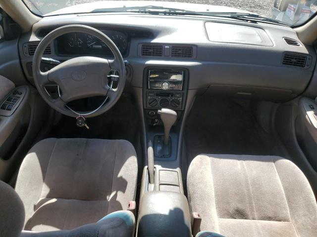 JT2BF28K5X0222447 - 1999 TOYOTA CAMRY LE TAN photo 8