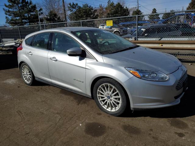 1FADP3R48EL300059 - 2014 FORD FOCUS BEV SILVER photo 4