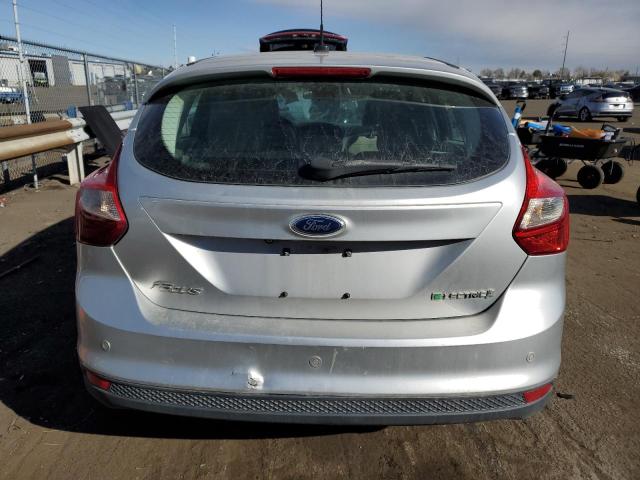 1FADP3R48EL300059 - 2014 FORD FOCUS BEV SILVER photo 6