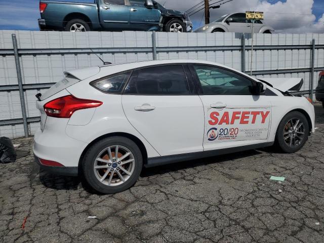 1FADP3K25JL287628 - 2018 FORD FOCUS SE WHITE photo 3