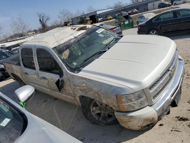 3GCPKSE33BG385088 - 2011 CHEVROLET SILVERADO K1500 LT WHITE photo 4