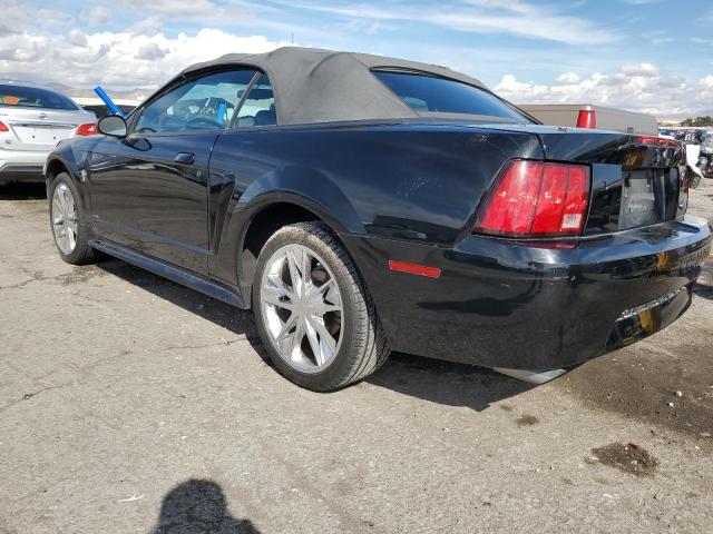 1FAFP44421F137973 - 2001 FORD MUSTANG BLACK photo 2