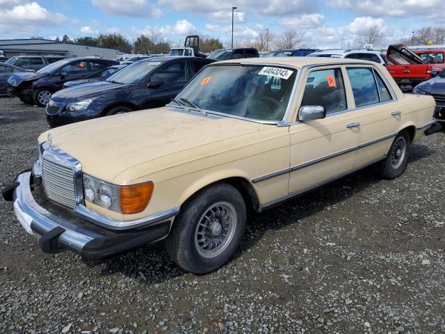 11612012027300 - 1980 MERCEDES-BENZ 300-CLASS CREAM photo 1