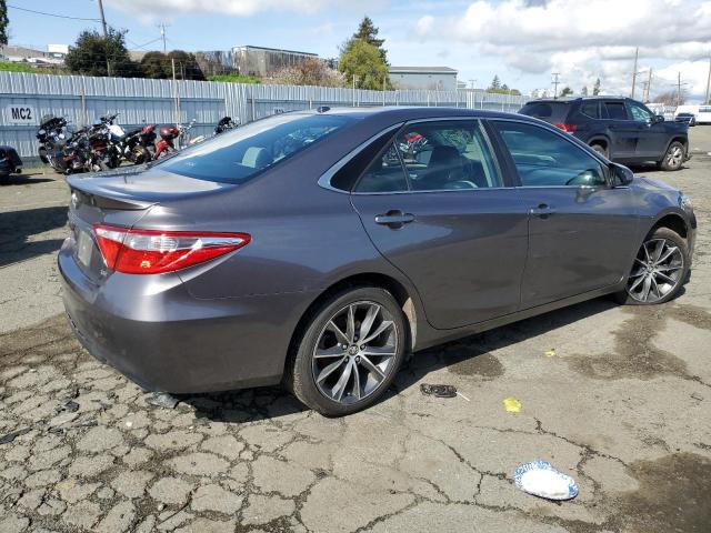 4T1BF1FK4FU038866 - 2015 TOYOTA CAMRY LE GRAY photo 3