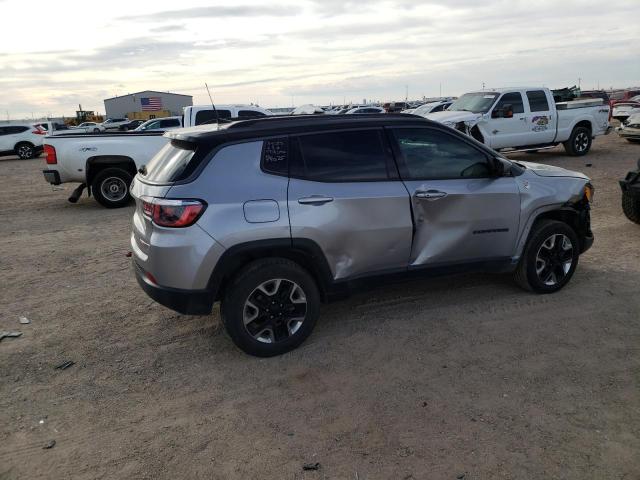 3C4NJDDB8JT451431 - 2018 JEEP COMPASS TRAILHAWK GRAY photo 3