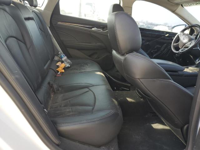 1G4ZP5SSXHU194924 - 2017 BUICK LACROSSE ESSENCE თეთრი ფოტო 10