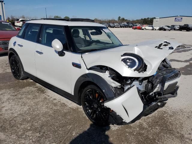 WMW53DK06R2V09509 - 2024 MINI COOPER S WHITE photo 4