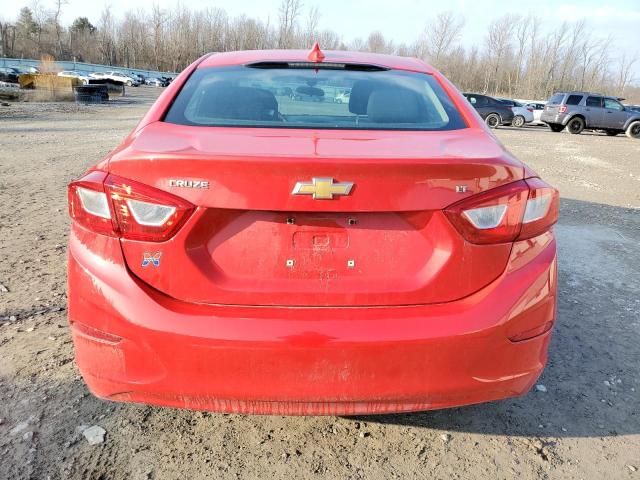 1G1BE5SM3H7141812 - 2017 CHEVROLET CRUZE LT RED photo 6